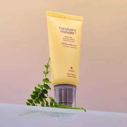 Haruharu Wonder - Black Rice Moisture Airyfit Sunscreen SPF50+/PA++++